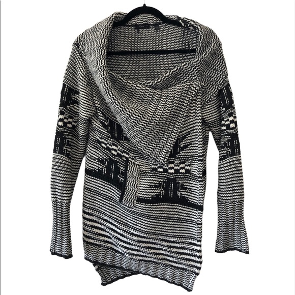🌺 > Dex Black and White Sweater Women’s Size Small Black and Gray - Picture 1 of 4